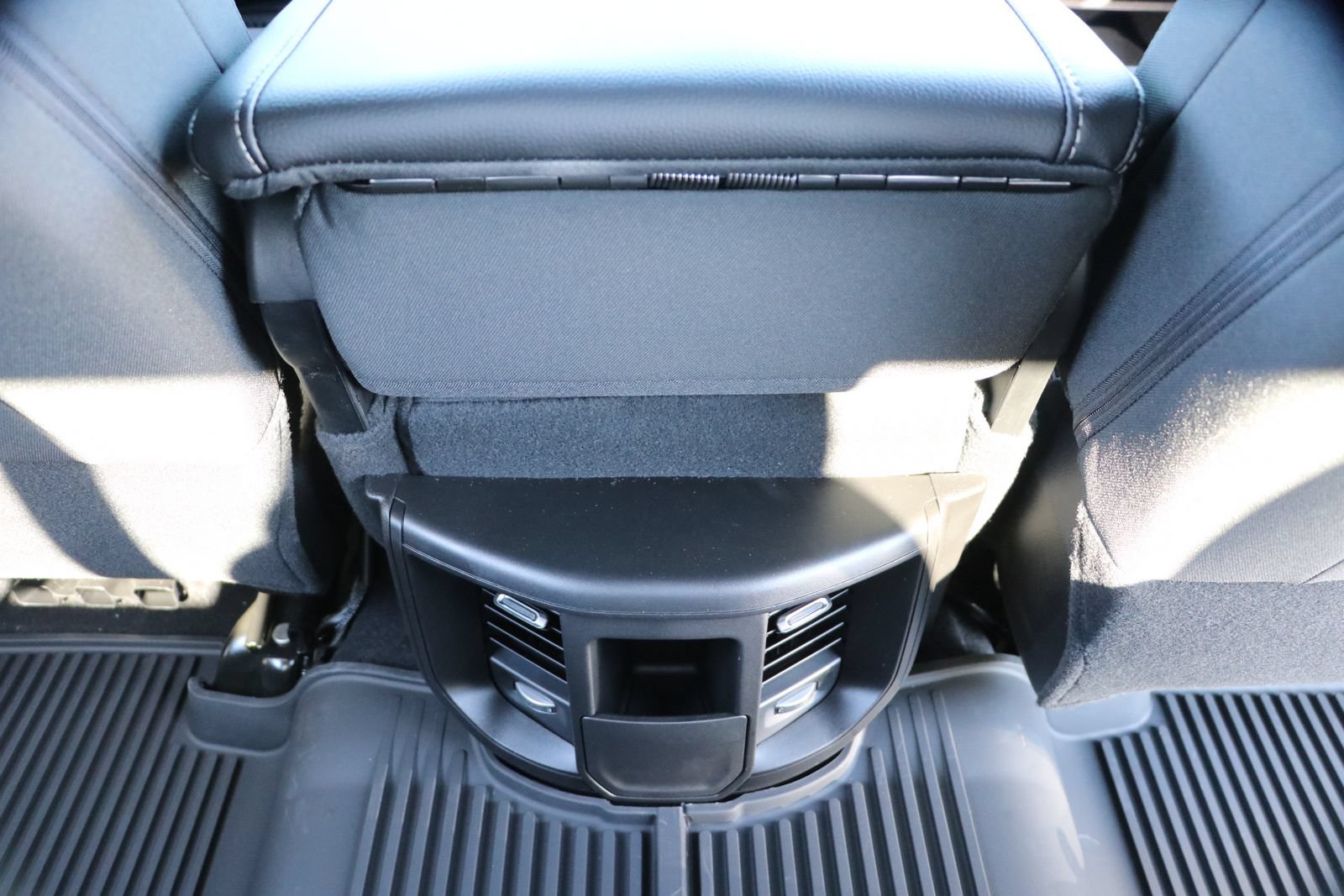 New 2026 RAM 2500 Tradesman AWD/4WD image 31