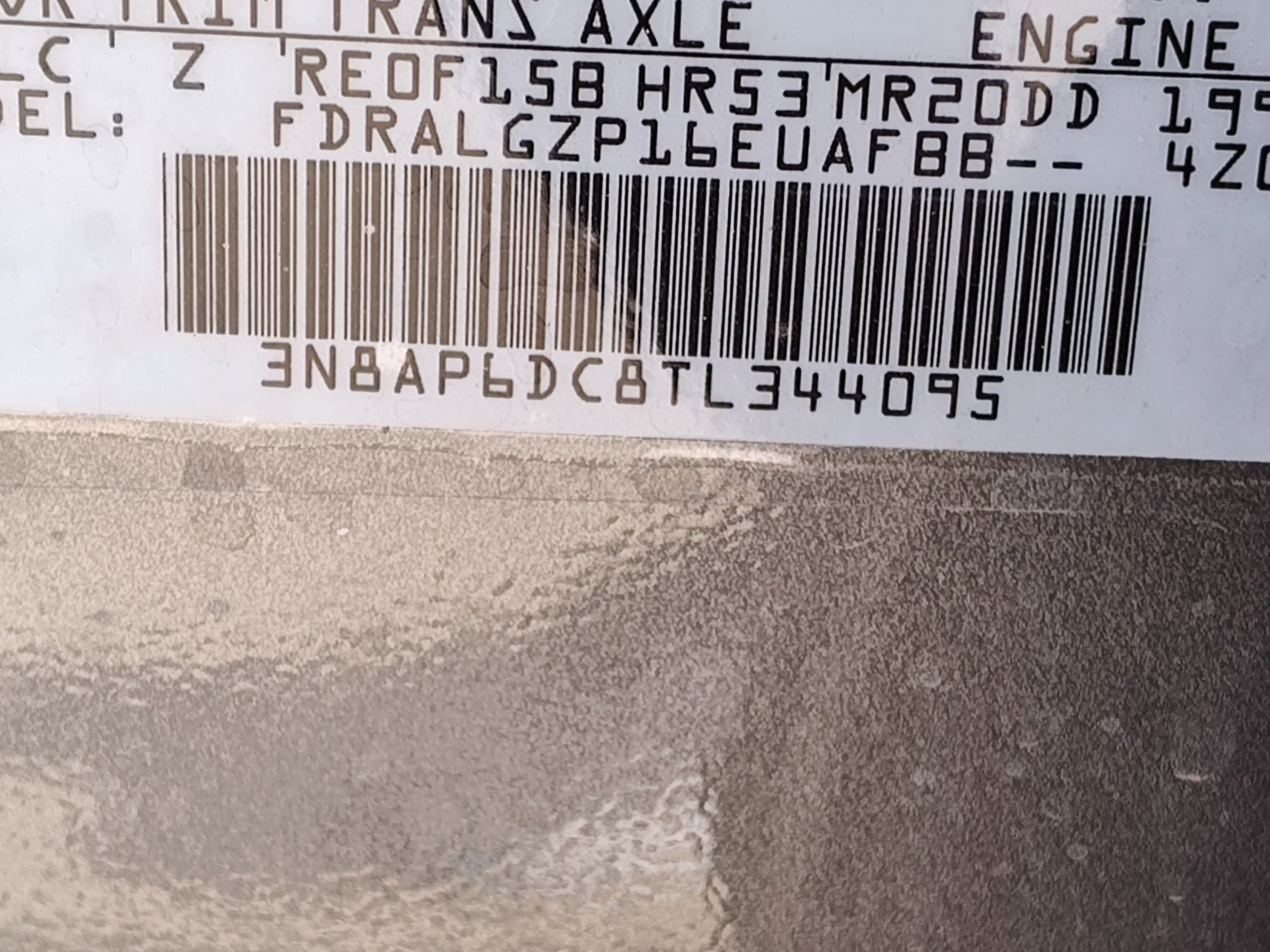 New 2026 Nissan Kicks SR image 16