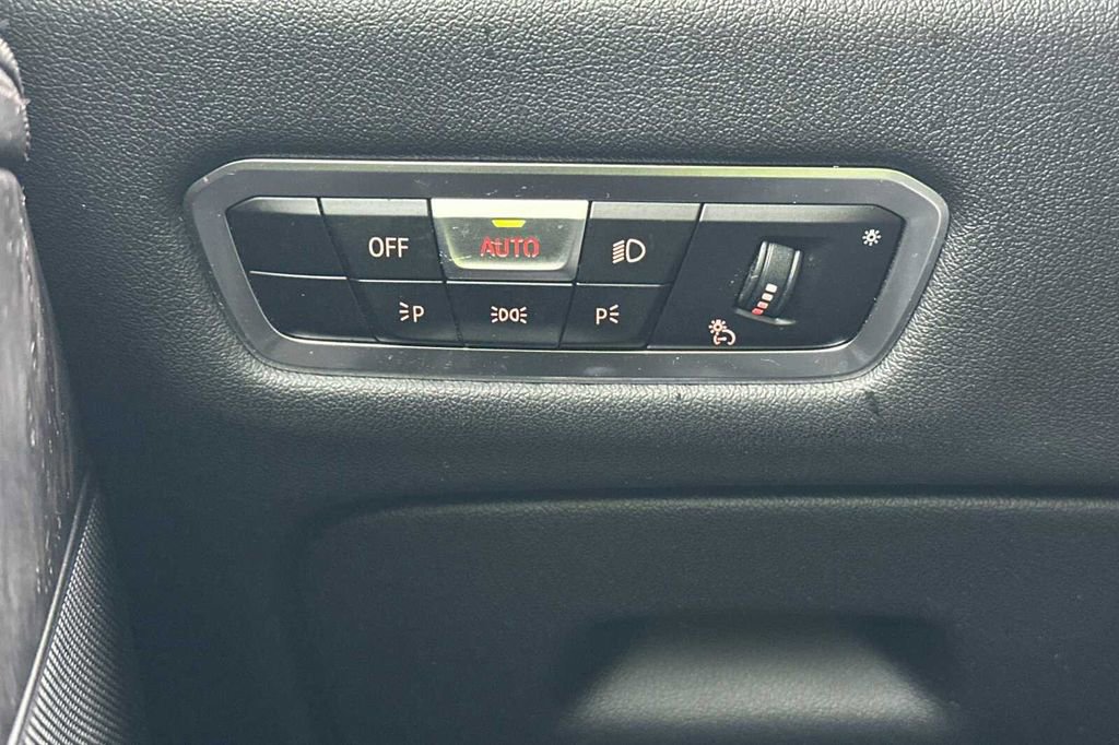 Used 2023 BMW X7 xDrive40i image 37