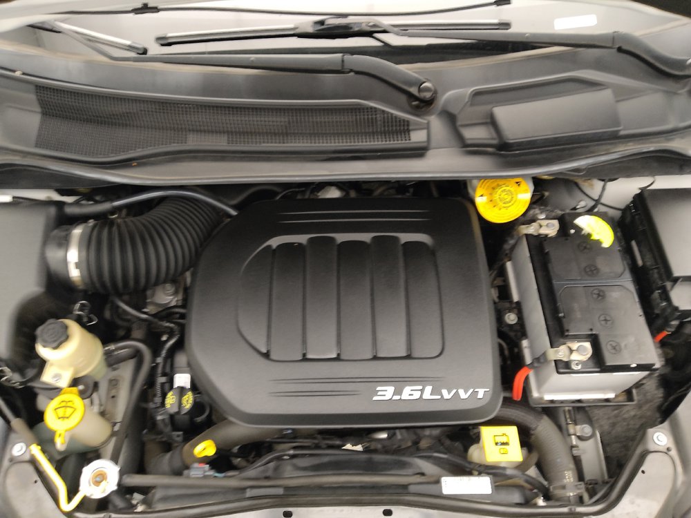 Used 2019 Dodge Grand Caravan SE w/ UConnect Hands-Free Group FWD image 30