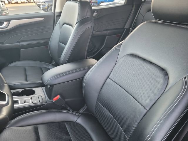 Certified 2022 Ford Escape SEL image 11