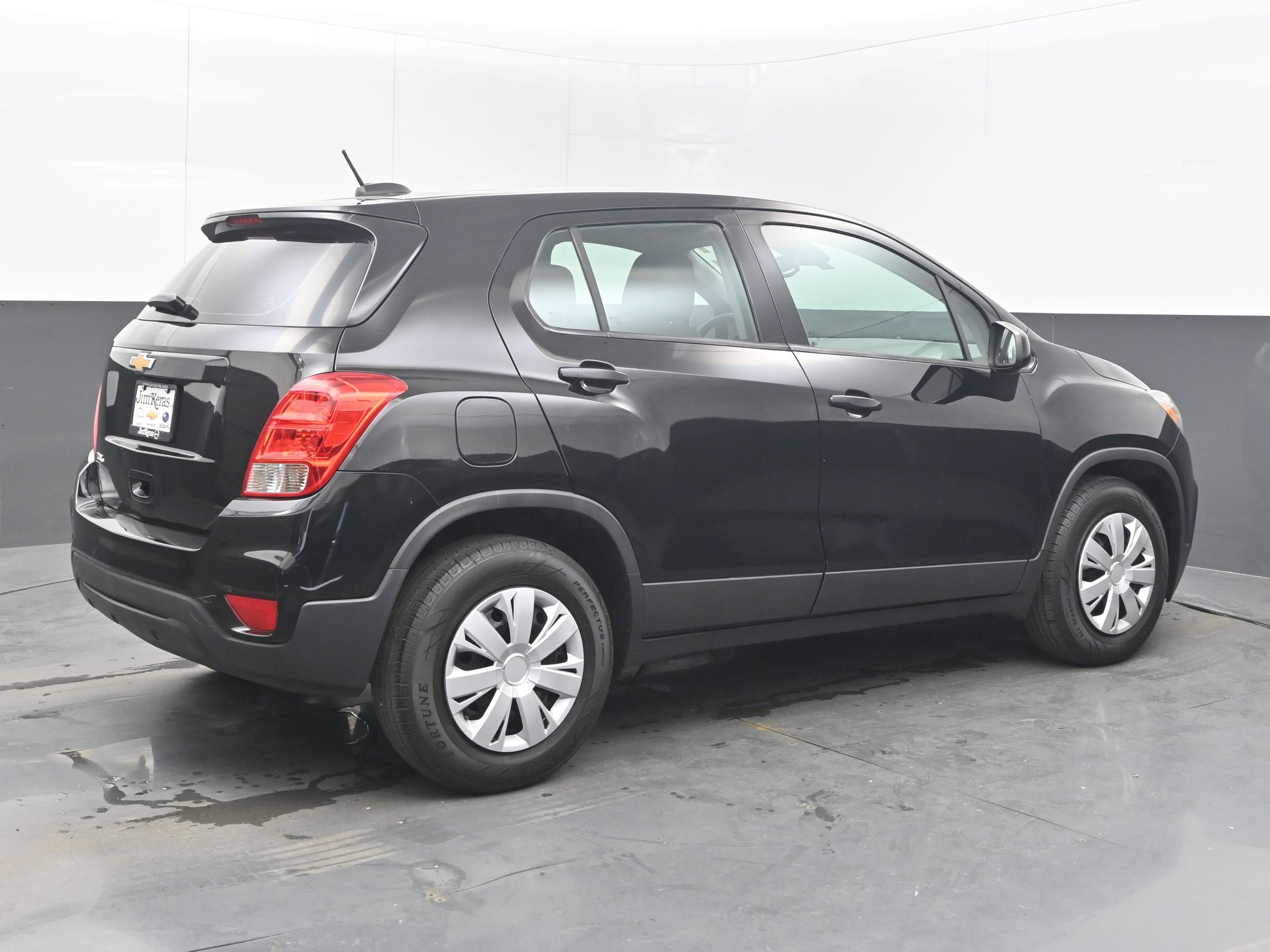 Used 2018 Chevrolet Trax LS image 7