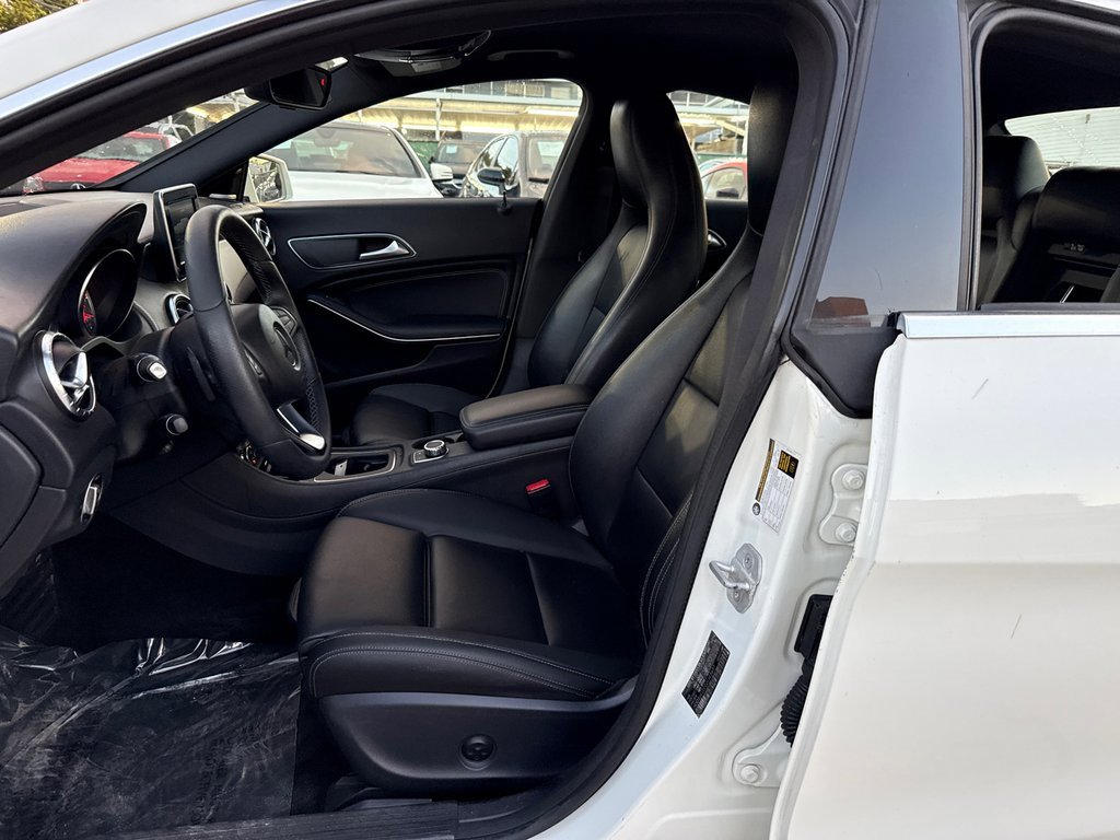 Used 2016 Mercedes-Benz CLA 250 image 13