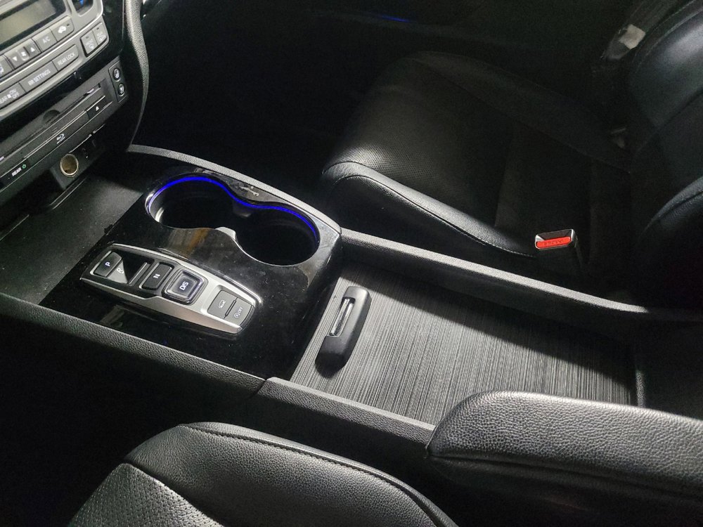 Used 2016 Honda Pilot Elite image 26