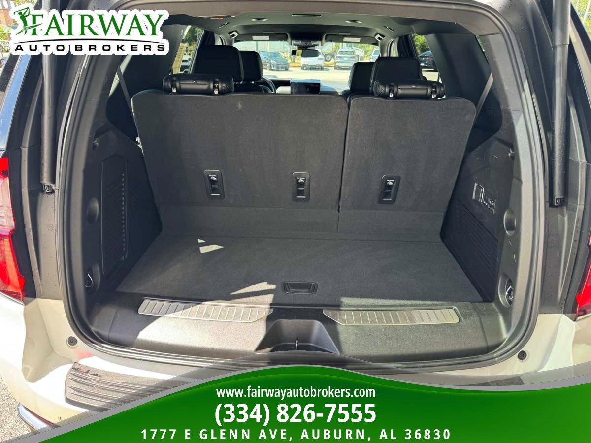 Used 2025 GMC Yukon Denali AWD/4WD image 32