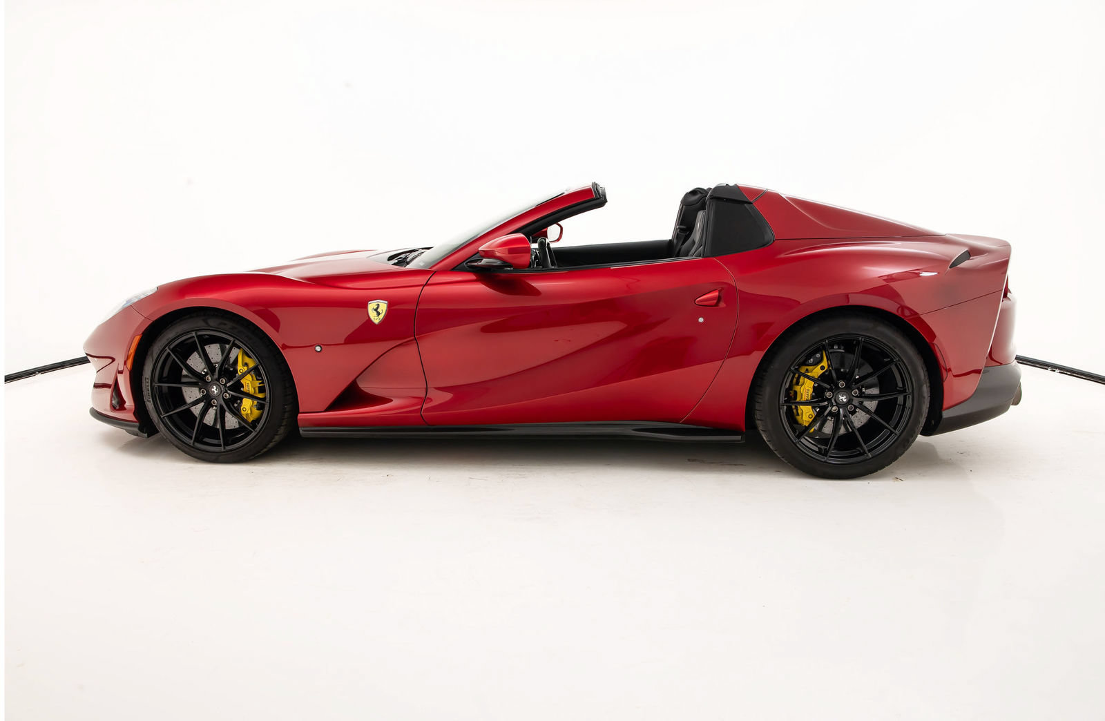 Certified 2022 Ferrari 812 GTS RWD image 8