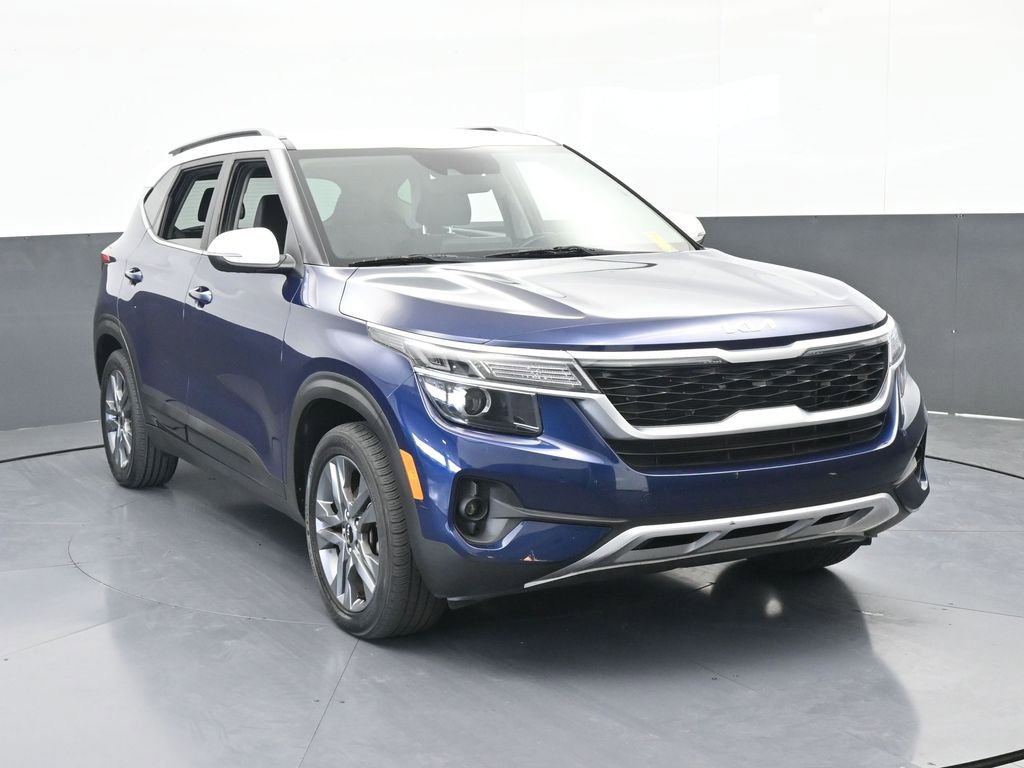 Used 2023 Kia Seltos S image 9