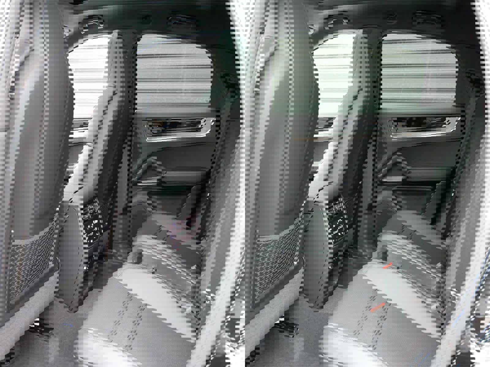 New 2026 Porsche Cayenne S image 12