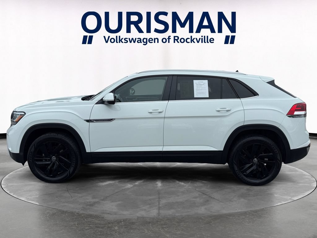 Used 2023 Volkswagen Atlas Cross Sport SE w/ Black Wheel Package AWD/4WD image 3