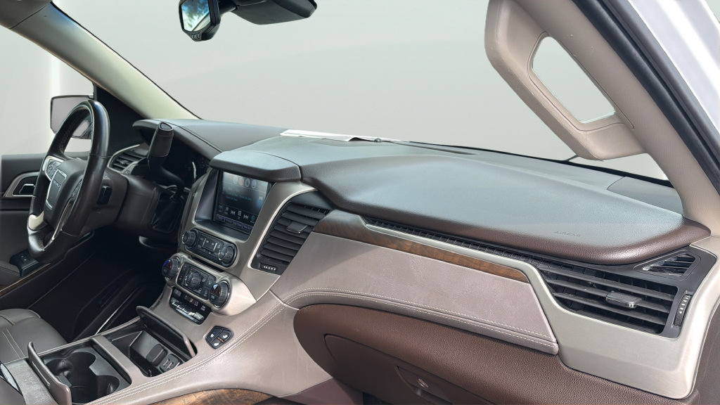 Used 2018 GMC Yukon Denali RWD image 29