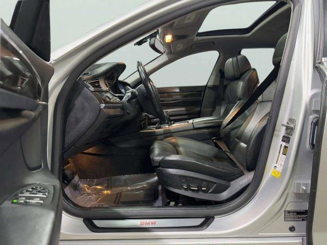 Used 2012 BMW 740Li RWD image 29