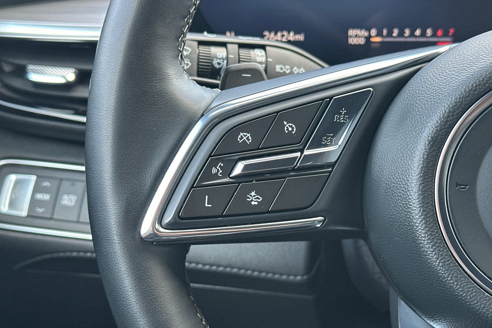 Used 2025 Buick Enclave Preferred image 34