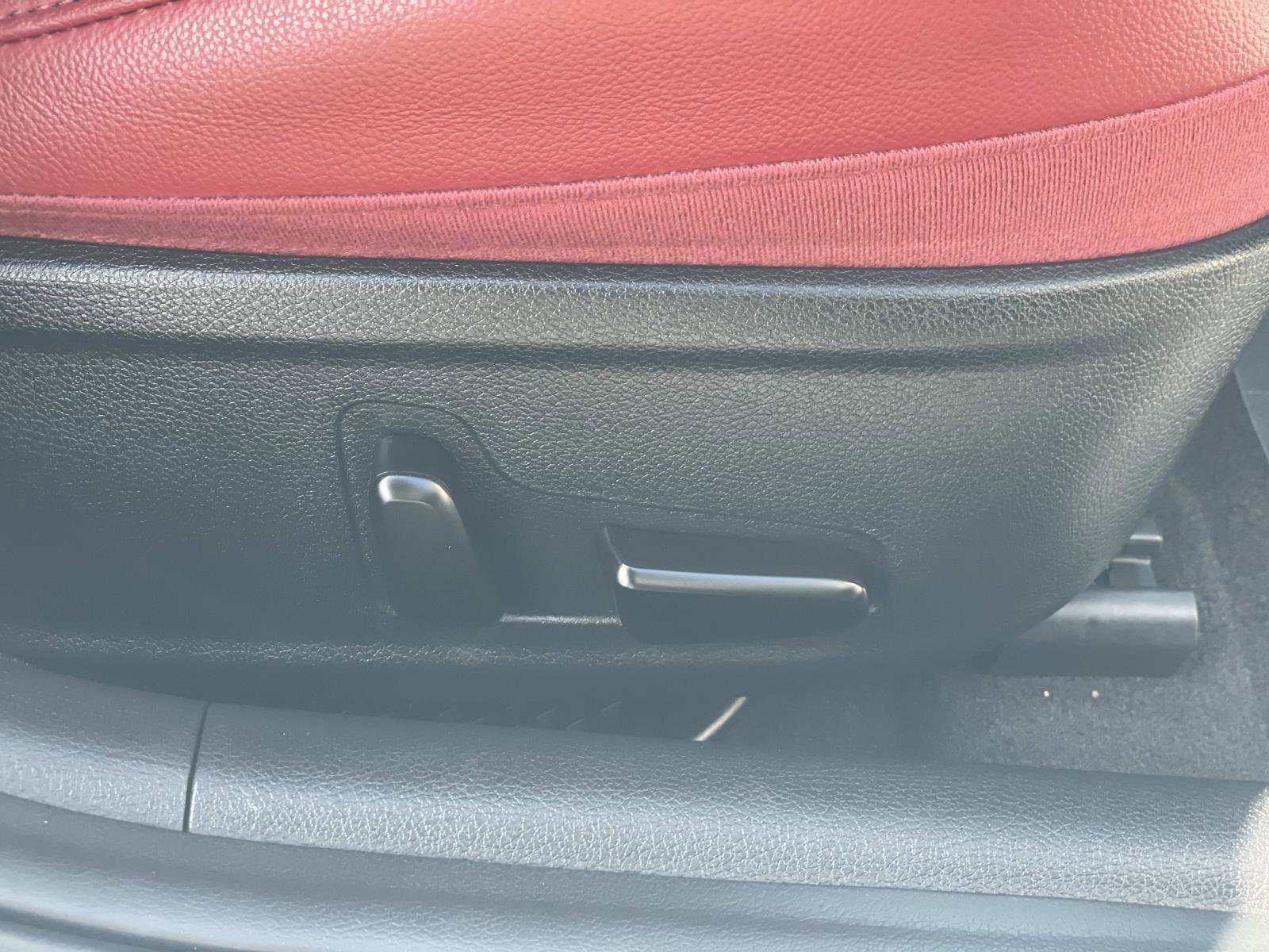 Used 2020 Kia Stinger GT image 27