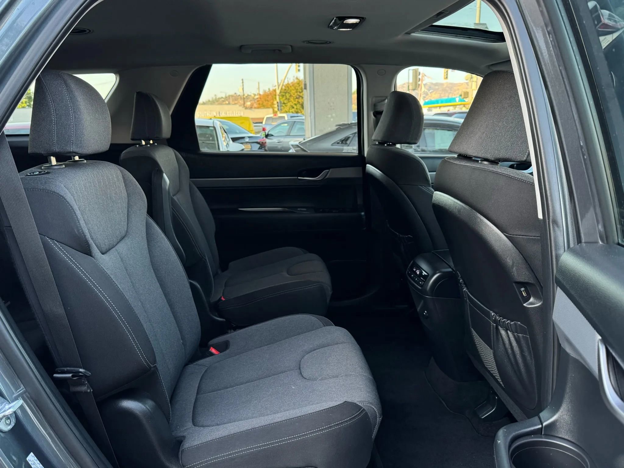 Used 2021 Hyundai Palisade SEL w/ Cargo Package image 26