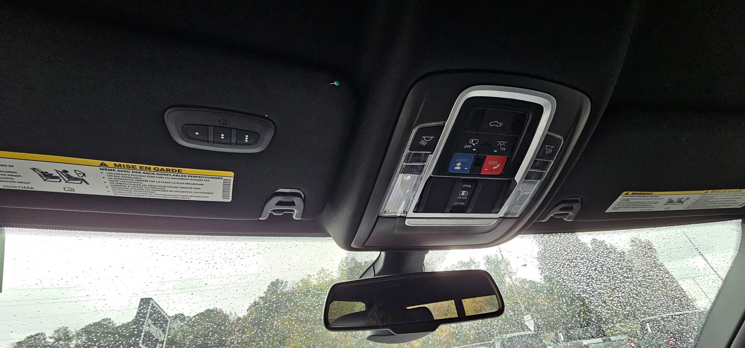 Used 2022 RAM 3500 Limited image 9