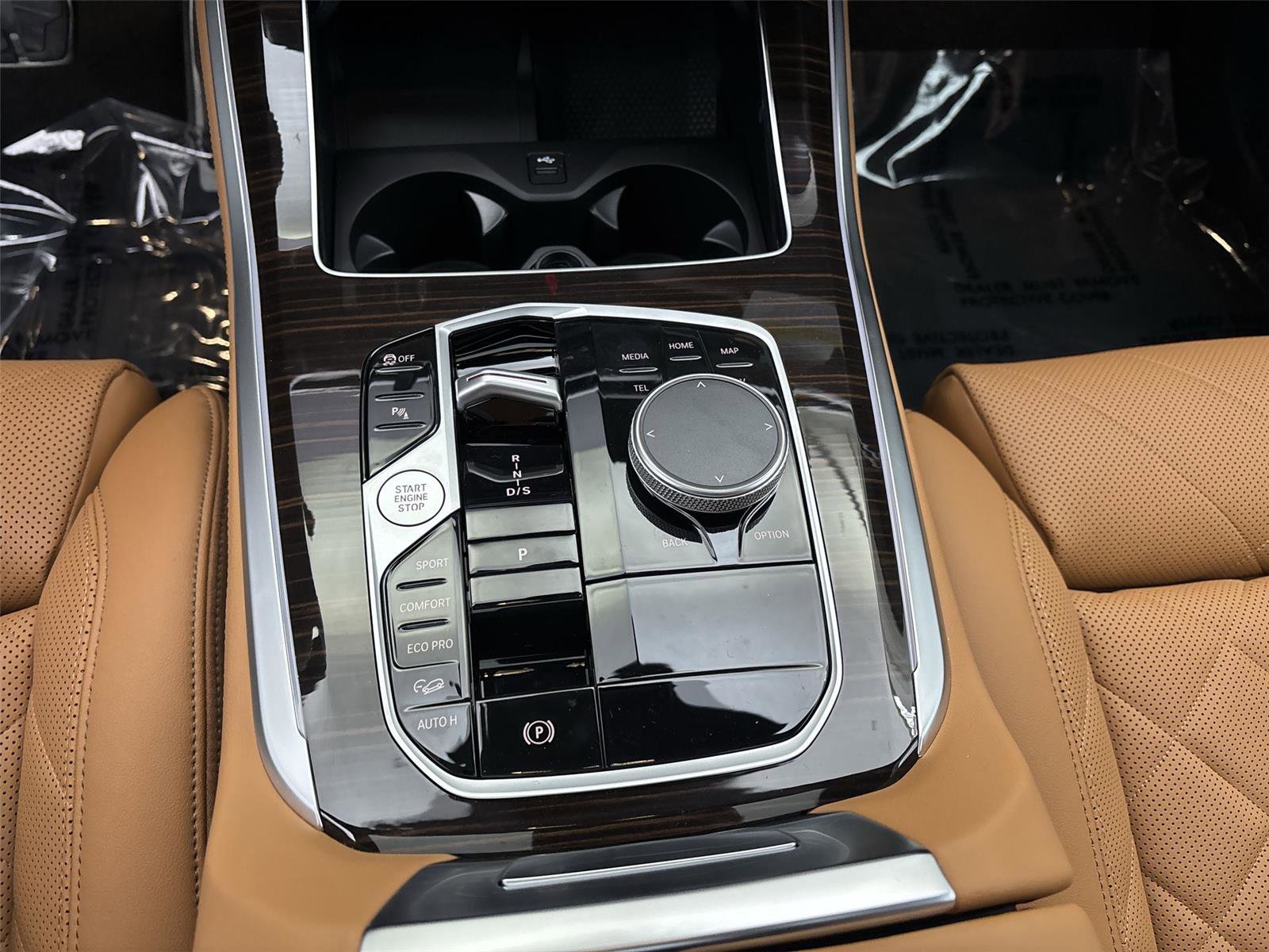 New 2026 BMW X5 M60i image 23