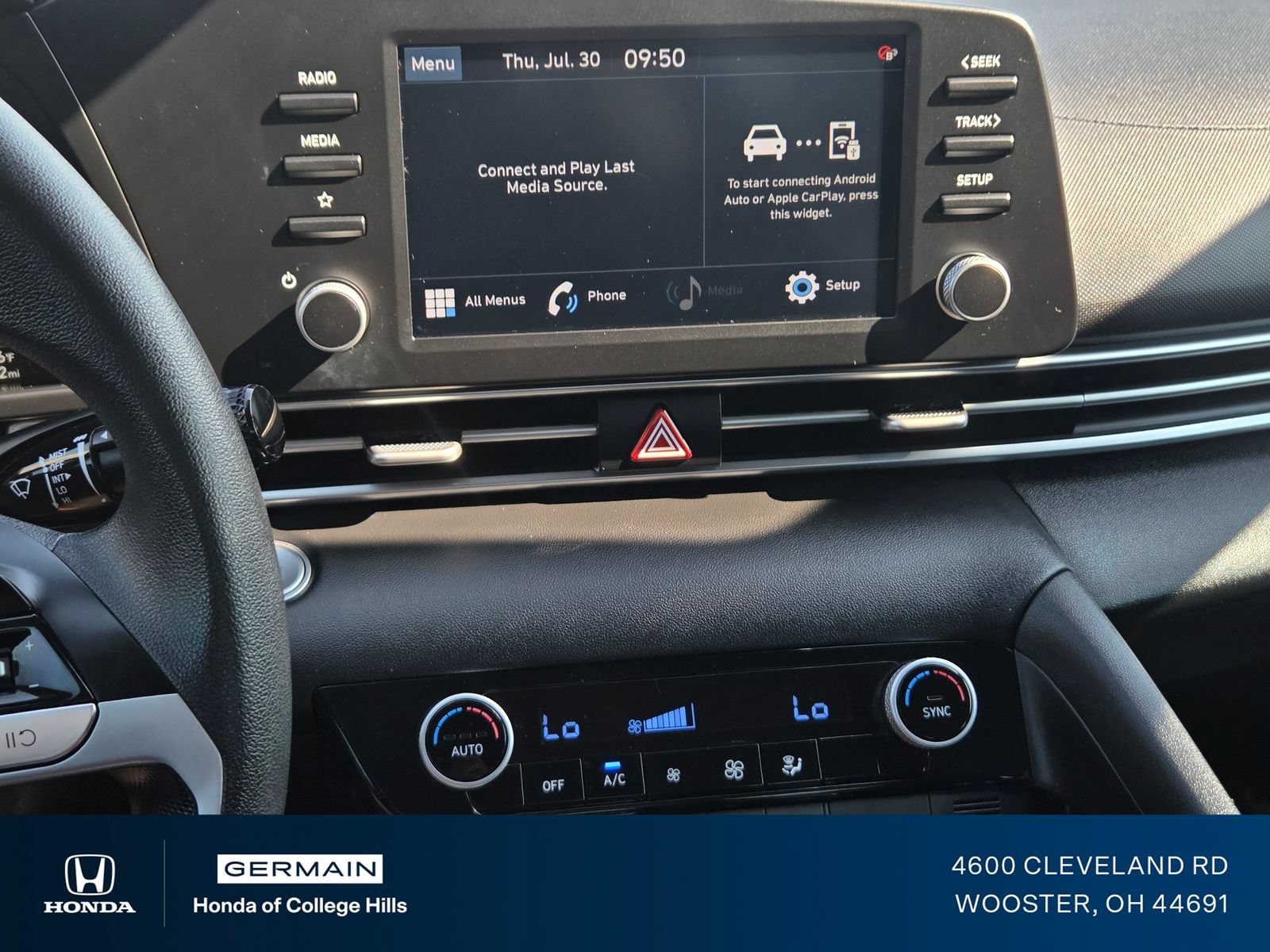 Used 2023 Hyundai Elantra SEL FWD image 10