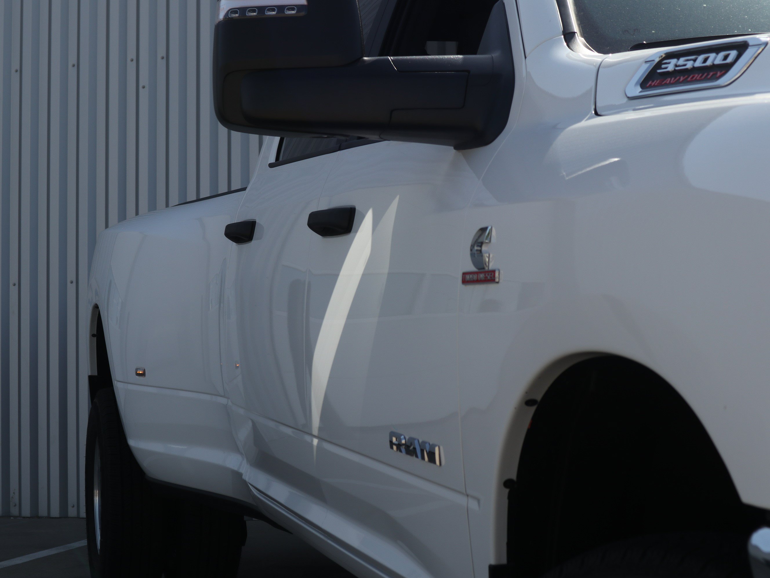 New 2026 RAM 3500 Big Horn AWD/4WD image 3