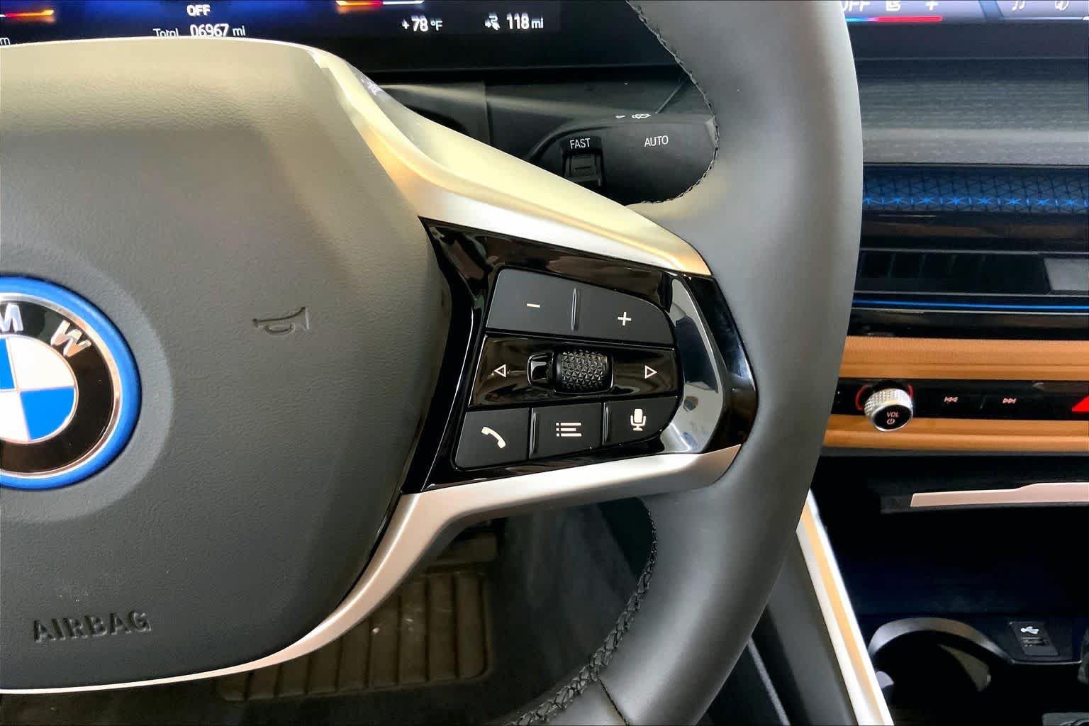 Used 2025 BMW i4 eDrive40 w/ Premium Package RWD image 24