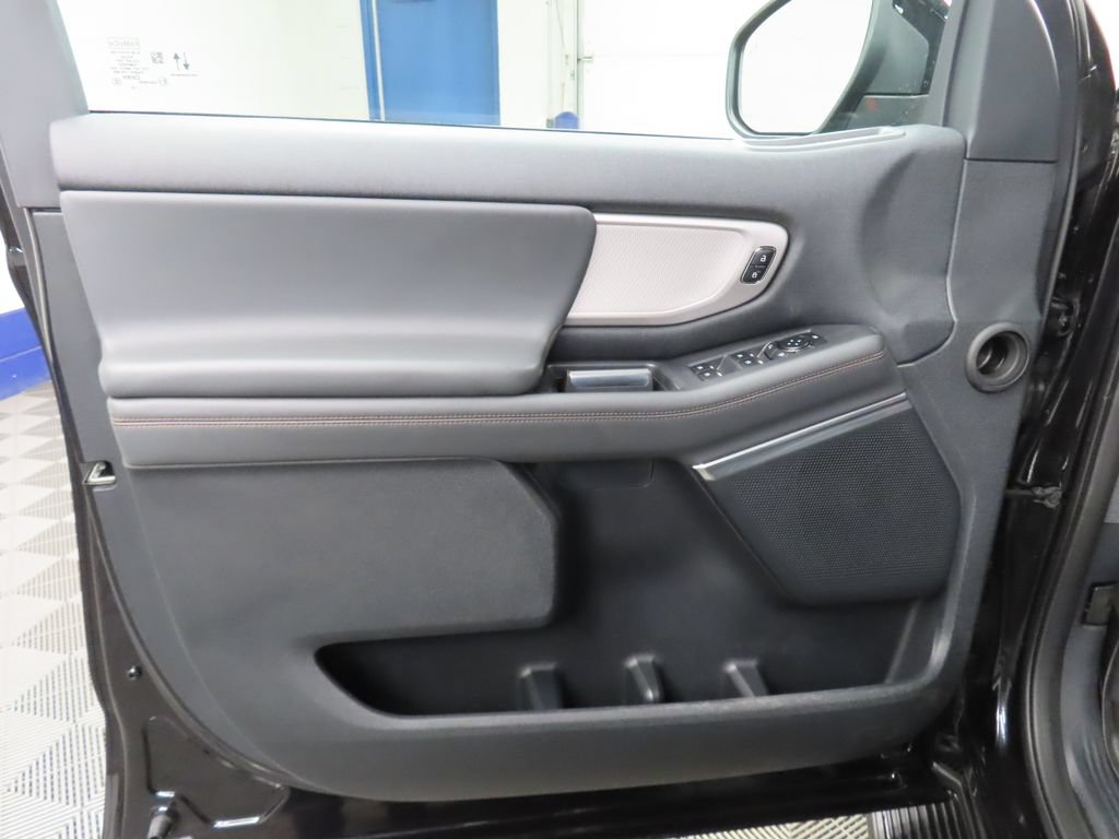 Used 2025 Ford Expedition Max Active AWD/4WD image 73
