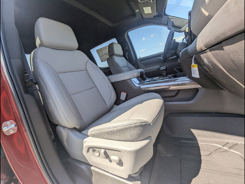 New 2026 Chevrolet Silverado 1500 LTZ w/ LTZ Convenience Package II AWD/4WD image 16