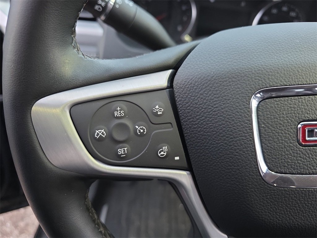 Certified 2023 GMC Acadia SLT w/ Preferred Package image 18