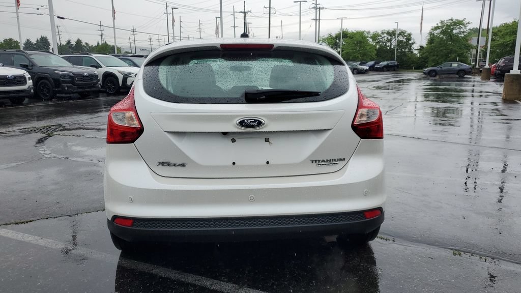 Used 2013 Ford Focus Titanium FWD image 4