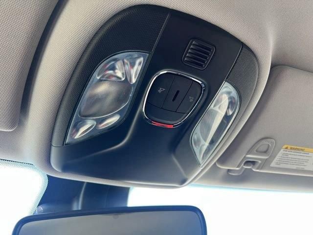 Used 2022 Jeep Compass Trailhawk image 24