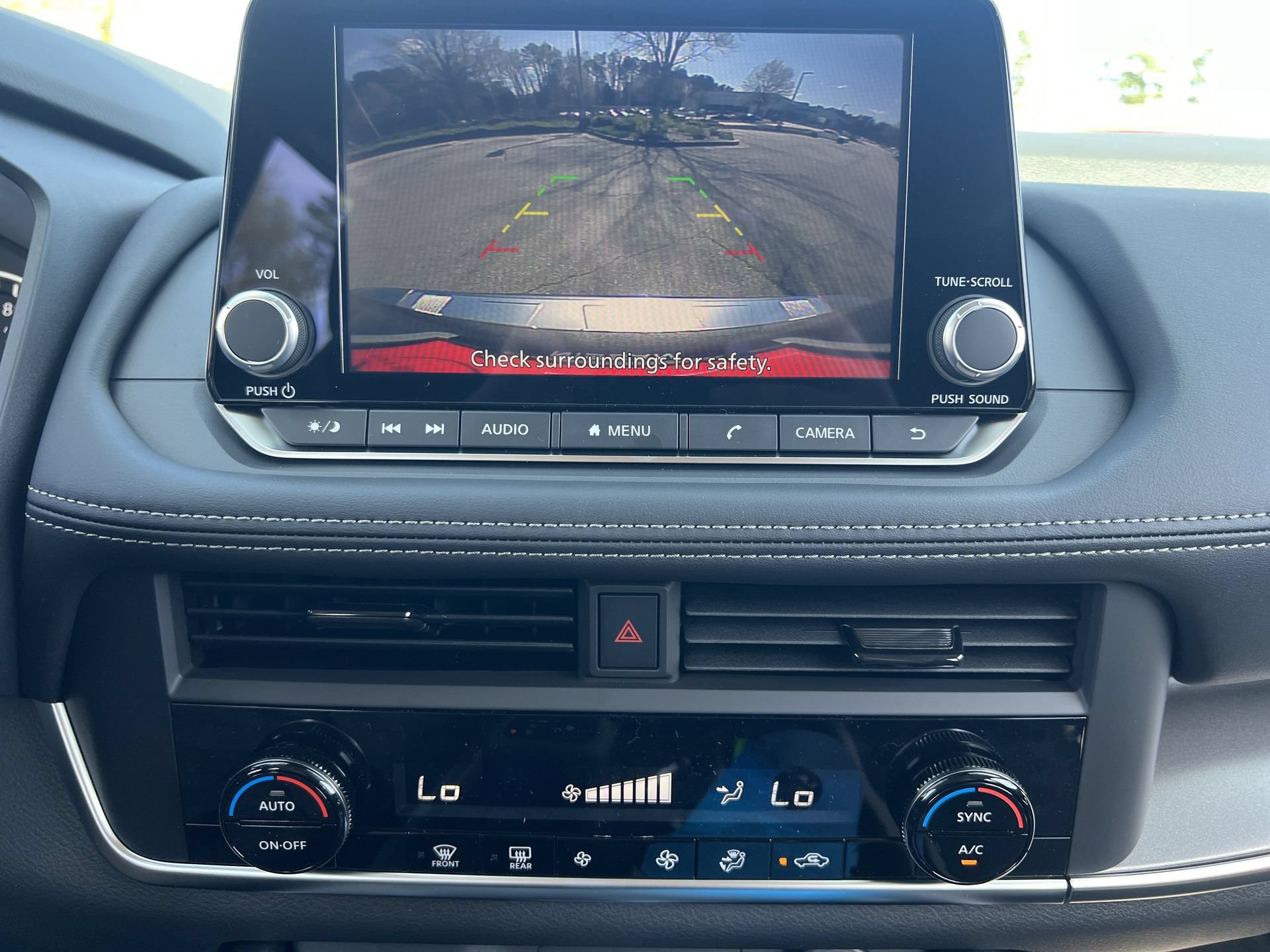 New 2026 Nissan Sentra SV w/ SV Convenience Package FWD image 4