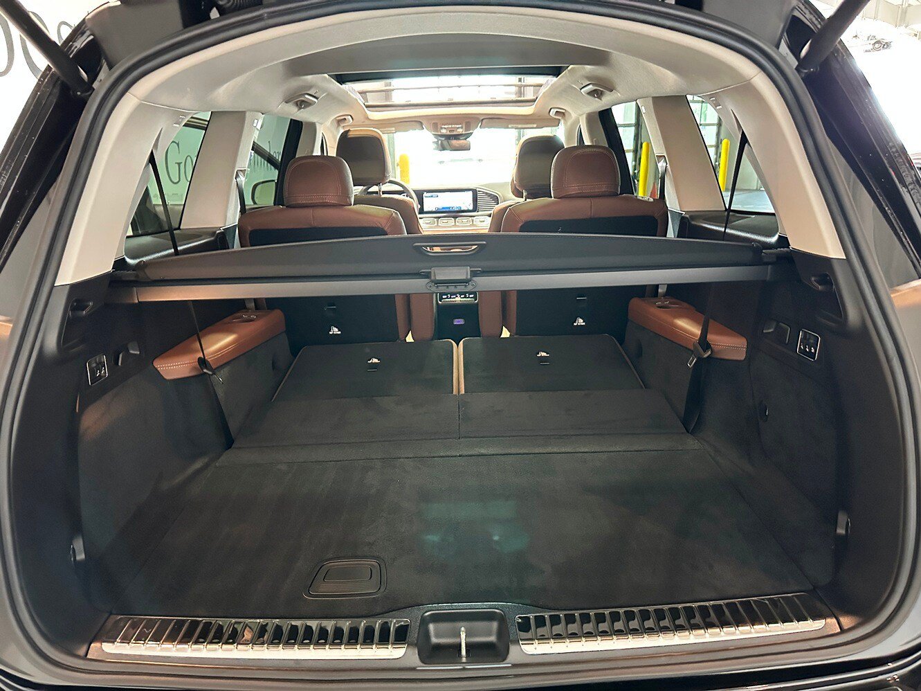 New 2026 Mercedes-Benz GLS 450 4MATIC image 17