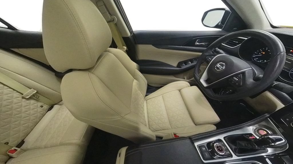 Certified 2021 Nissan Maxima Platinum w/ Sport Mat Group FWD image 33