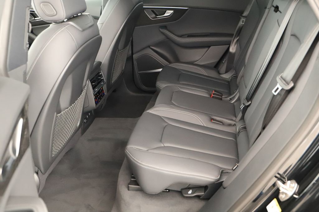 New 2026 Audi Q8 Premium Plus image 28