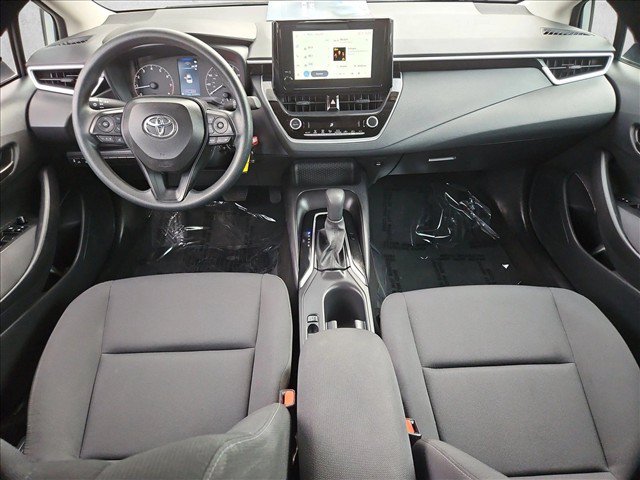 Used 2025 Toyota Corolla LE FWD image 22