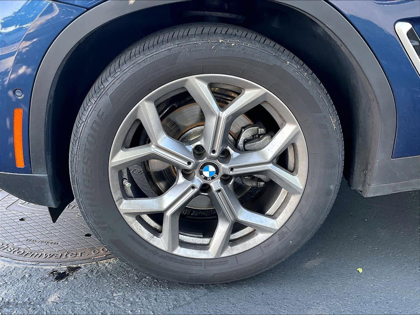 Used 2022 BMW X4 xDrive30i w/ Premium Package 2 AWD/4WD image 11