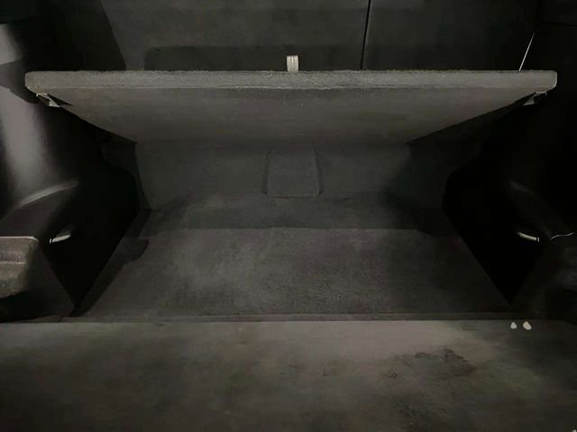 Used 2022 Tesla Model X image 16