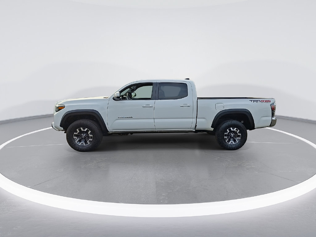 Certified 2022 Toyota Tacoma TRD Off-Road AWD/4WD image 6