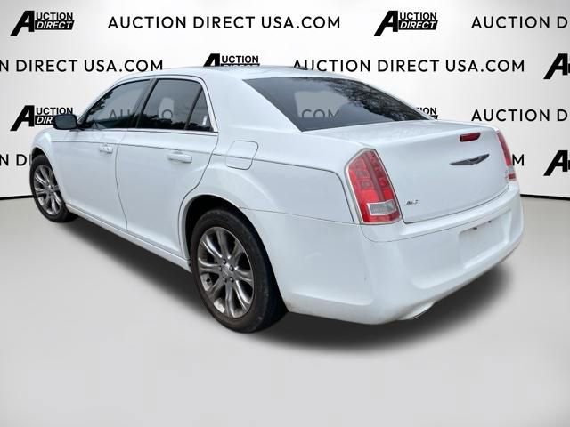 Used 2013 Chrysler 300 S image 12