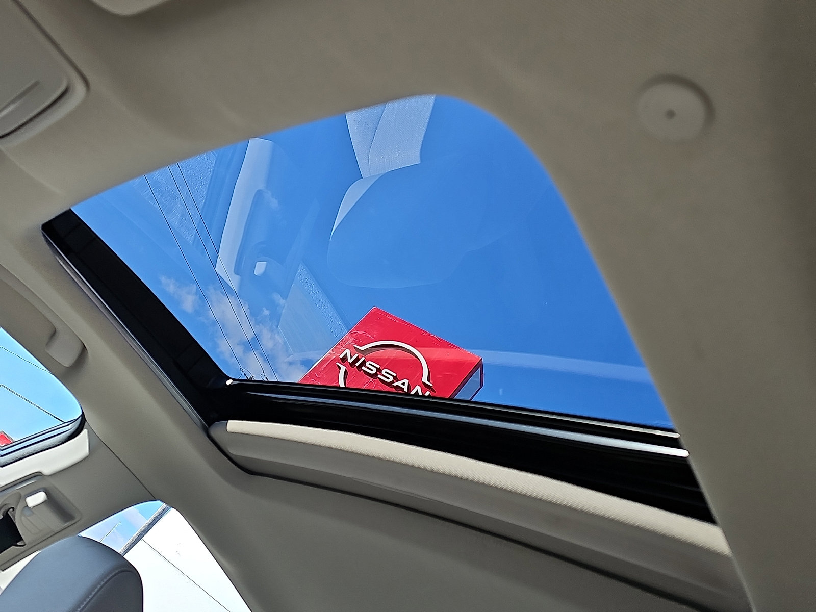 Used 2023 Honda Accord EX image 14