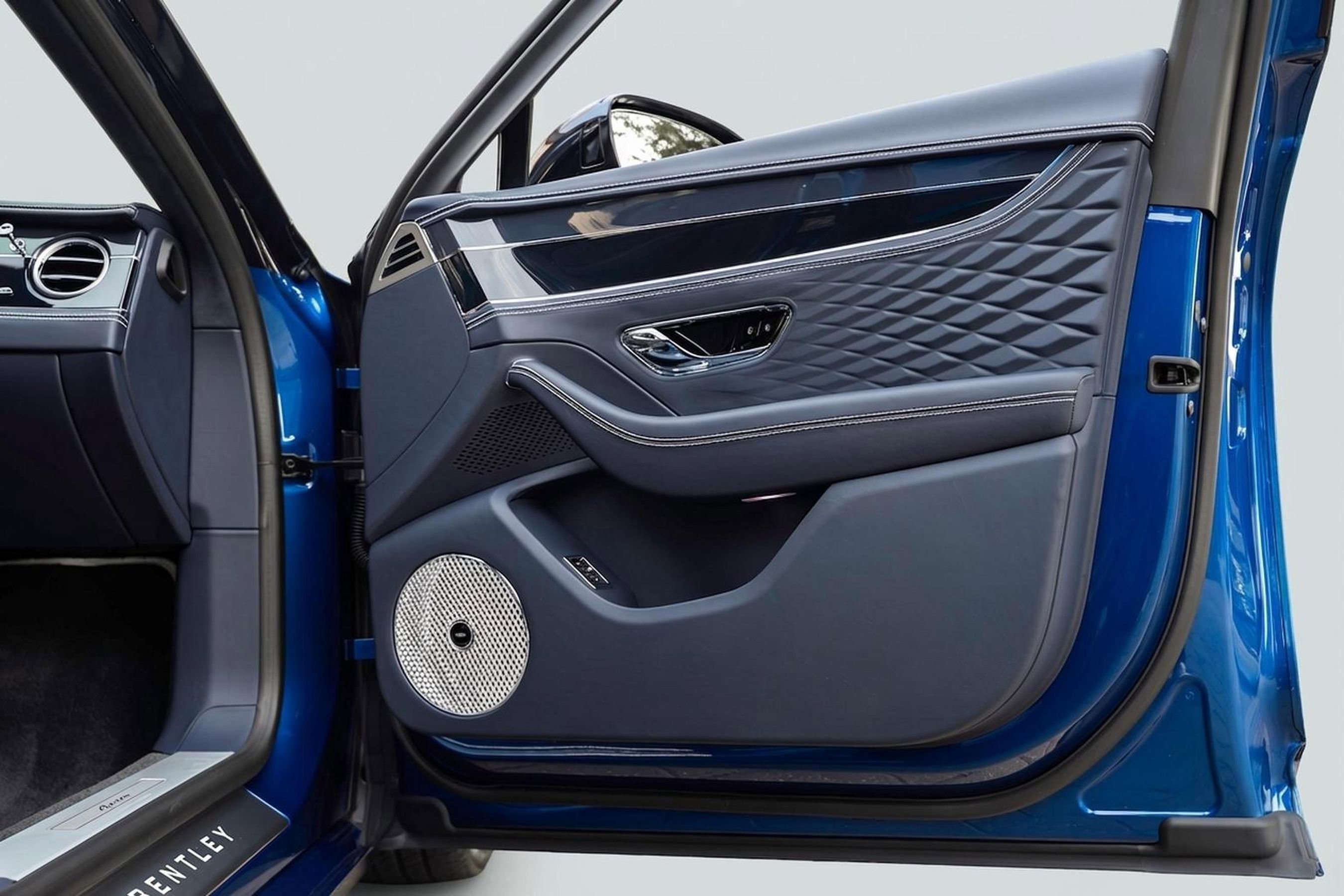 Used 2026 Bentley Flying Spur Azure image 20