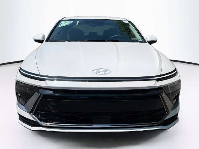 New 2026 Hyundai Sonata SEL FWD image 2