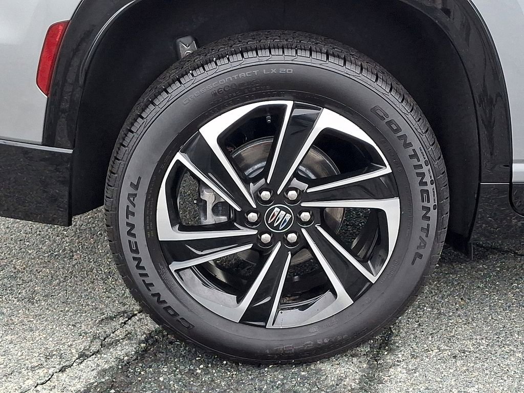 New 2026 Buick Enclave Sport Touring w/ Power Package image 5