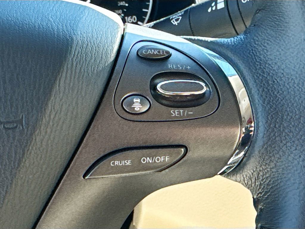 Used 2024 Nissan Murano SL image 12