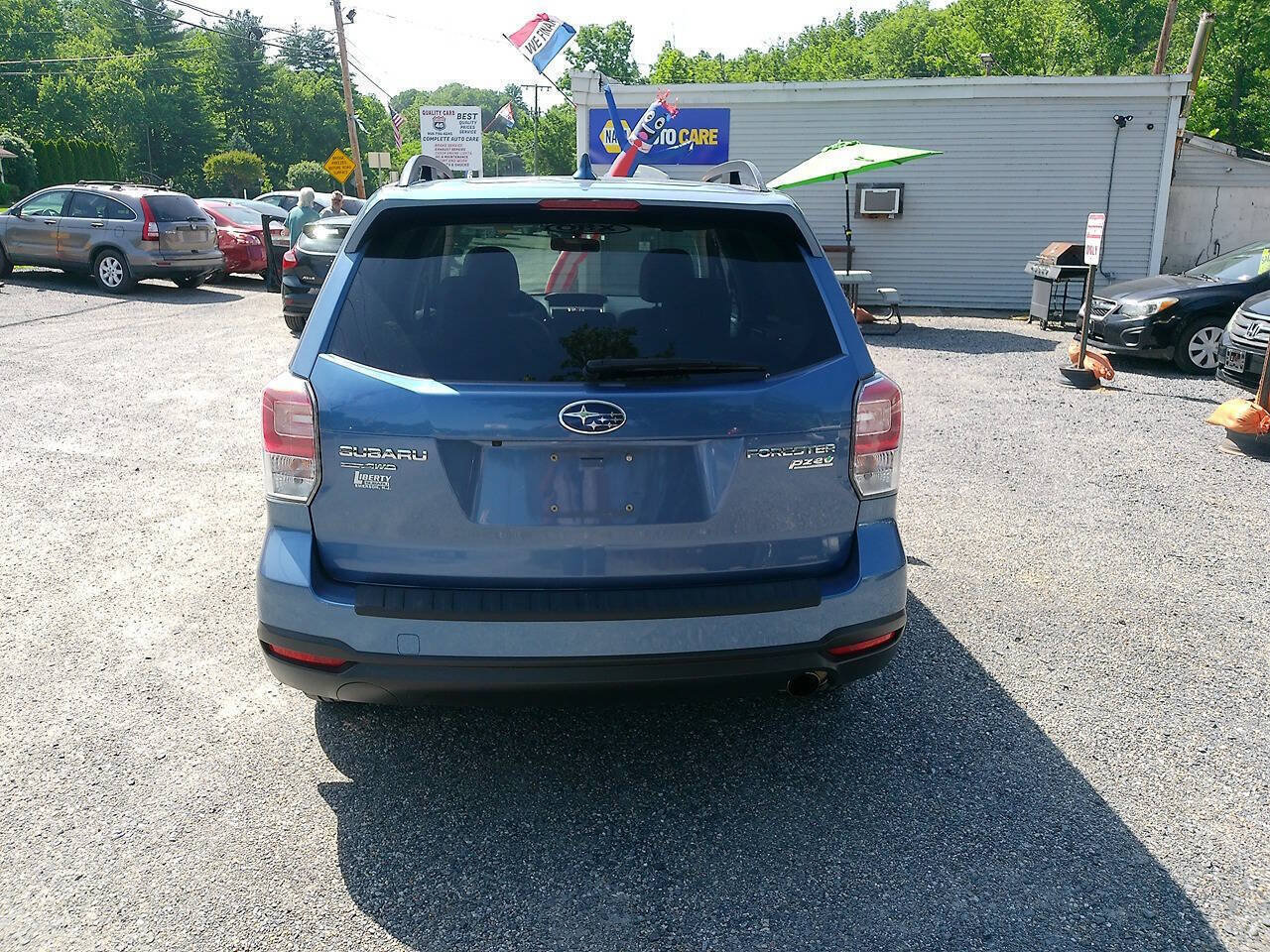 Used 2017 Subaru Forester 2.5i Limited AWD/4WD image 8