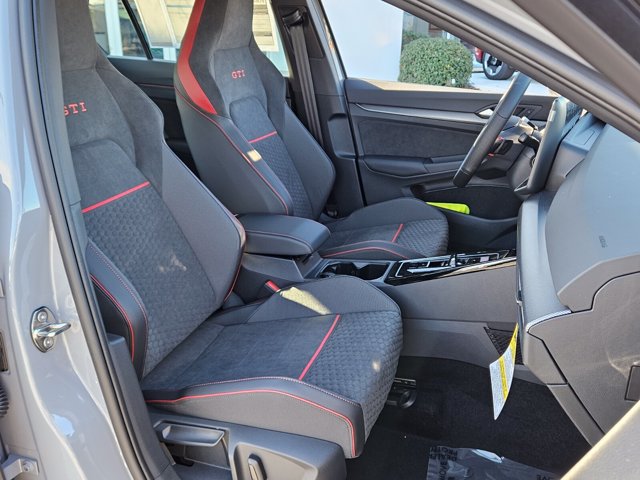 New 2026 Volkswagen GTI SE FWD image 15
