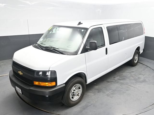 Used 2024 Chevrolet Express 3500 LS RWD image 26
