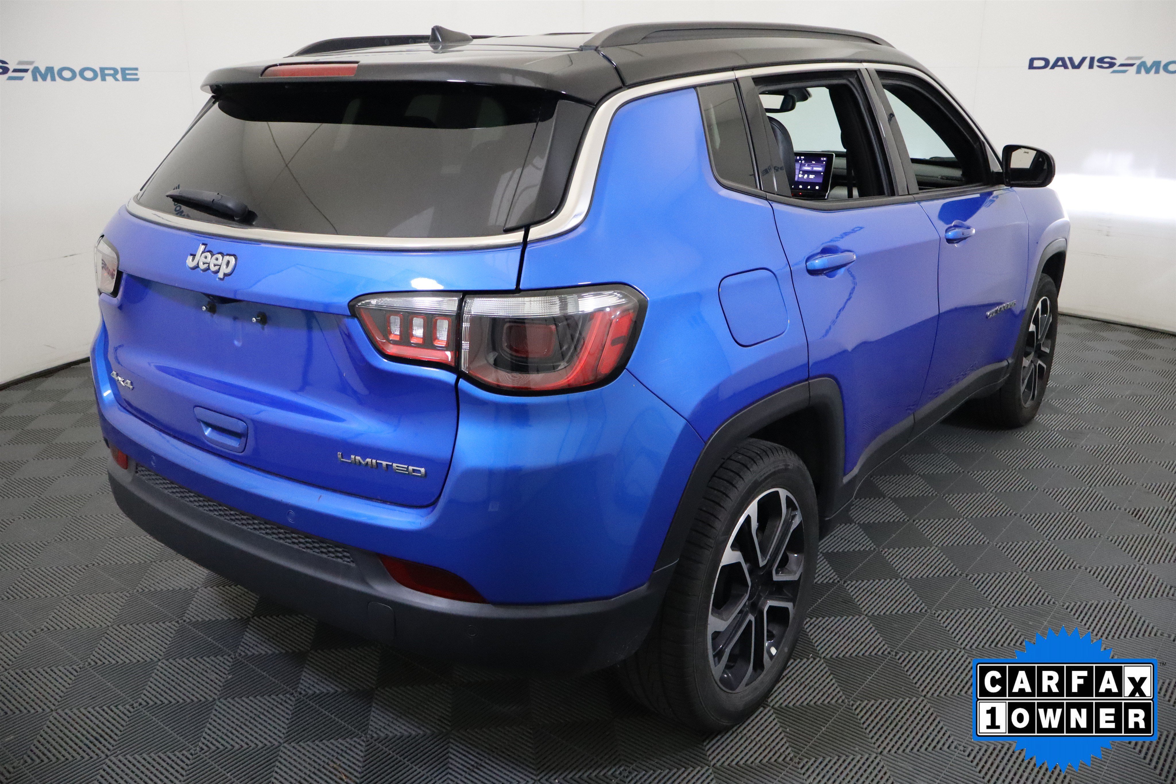 Used 2024 Jeep Compass Limited AWD/4WD image 6