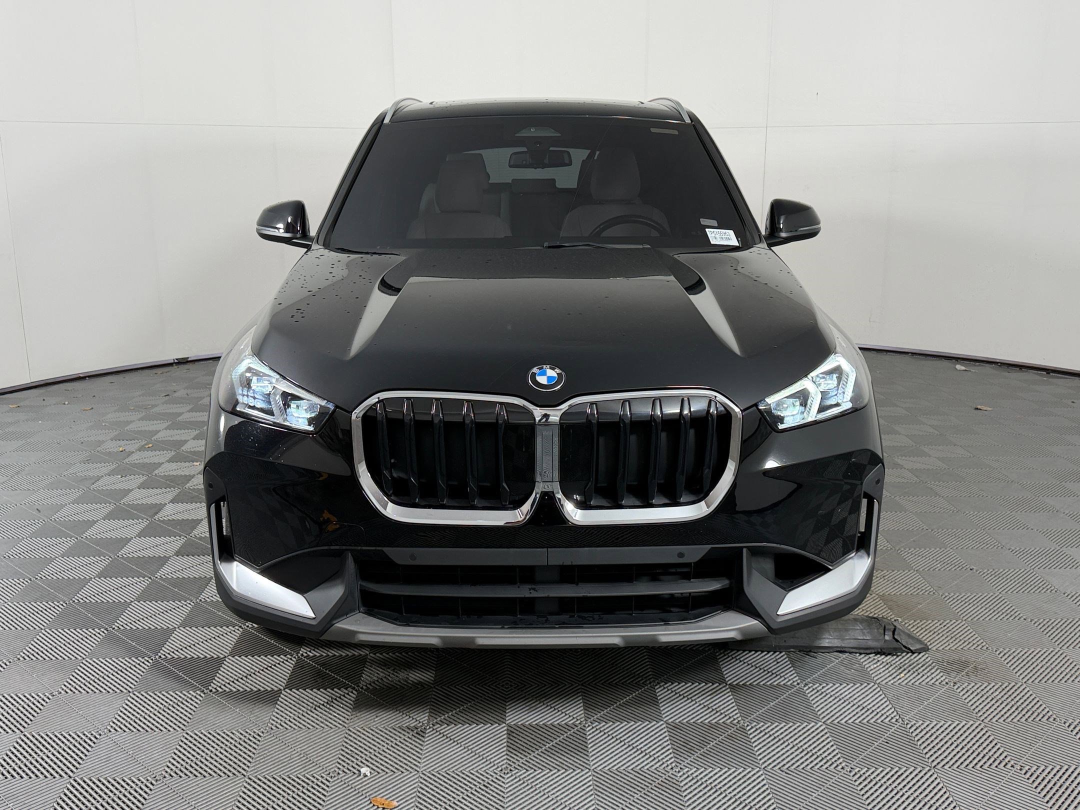 Certified 2023 BMW X1 xDrive28i w/ Convenience Package AWD/4WD image 6