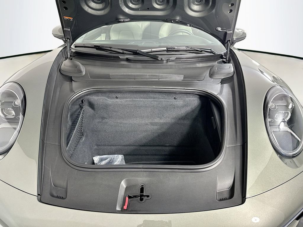 Used 2022 Porsche 911 Carrera image 32