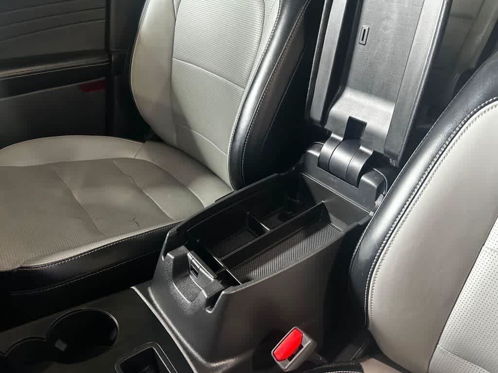 Used 2023 Ford Escape Platinum FWD image 12