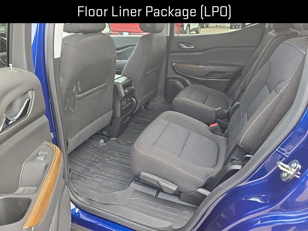 Certified 2023 GMC Acadia SLE w/ Driver Convenience Package image 13